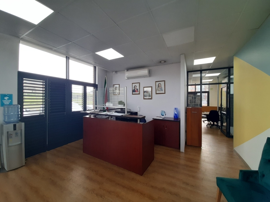 To Let commercial Property for Rent in Quigney Eastern Cape